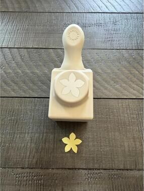 Martha Stewart Flower Shape Punch